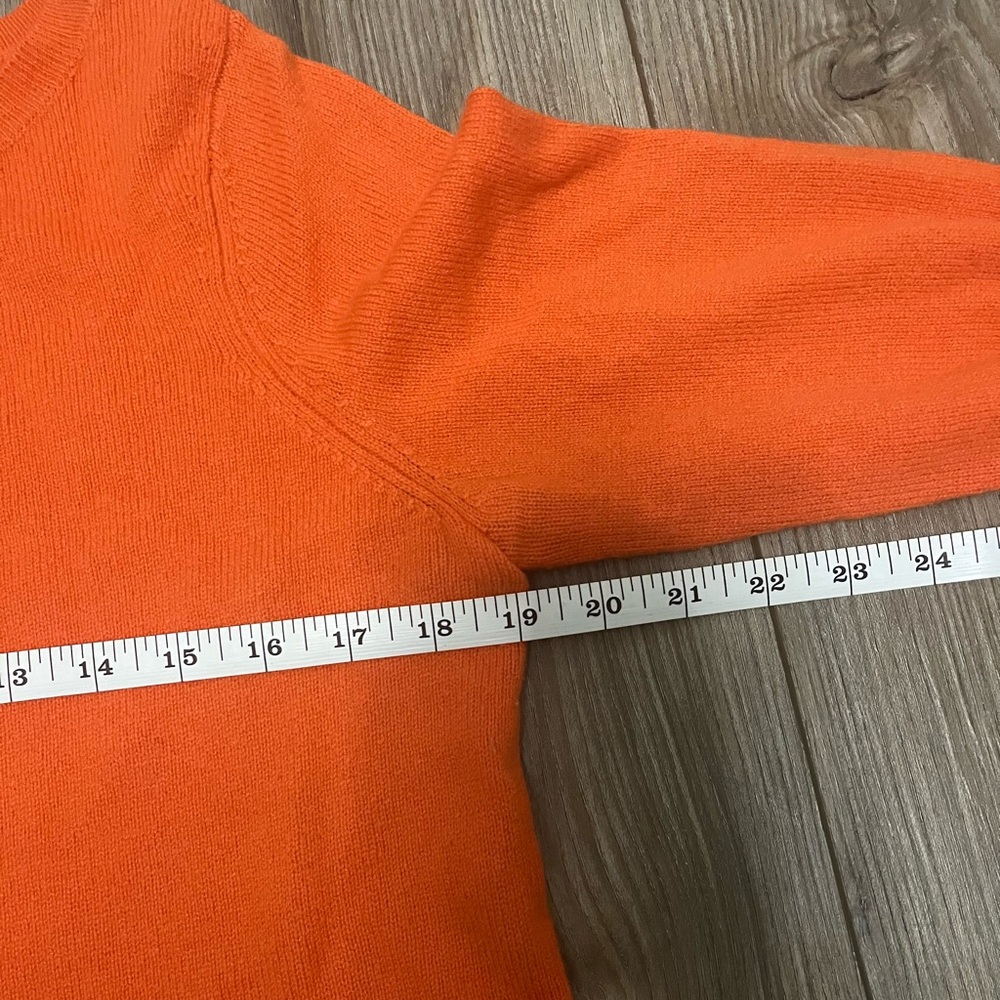 Charter Club Luxury Women’s 100% Cashmere Crew Neck Sweater Orange Medium - Picture 8 of 9
